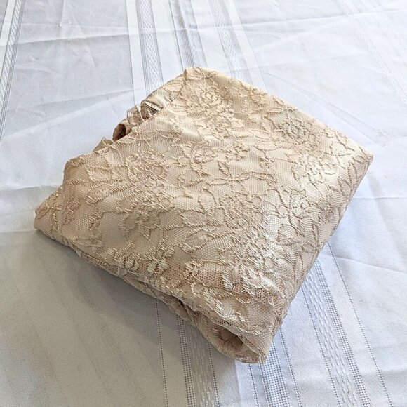 Angelic TAHARI ARTHUR S LEVIN Champagne Satin Georgette Angel Sleeve Lace Overla - Picture 10 of 10